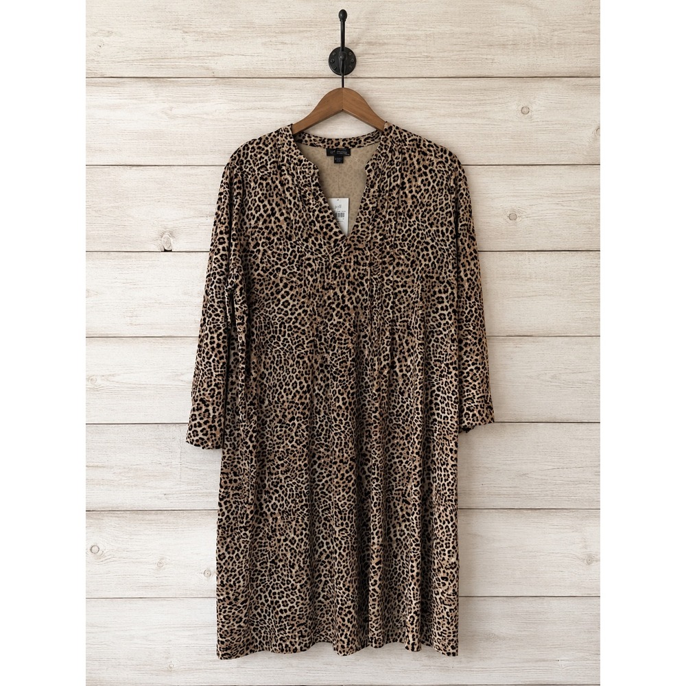 . Jill Wearever Pintucked Leopard Dress Animal Print Long Sleeve Midi Med Petite